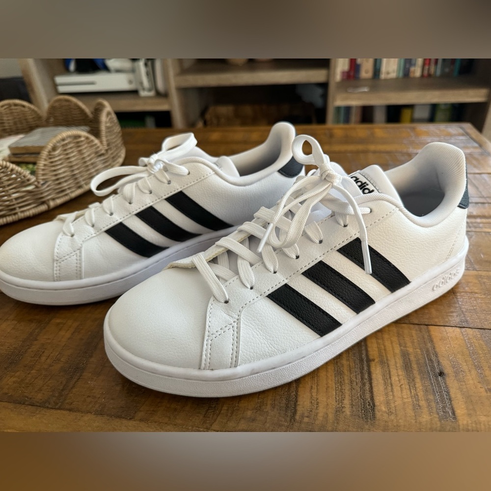 Black and White Adidas - women’s 10